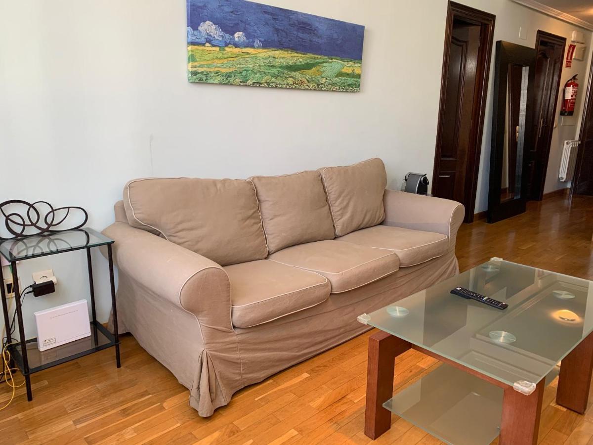 Apartamentos Confortarte Oviedo Dış mekan fotoğraf